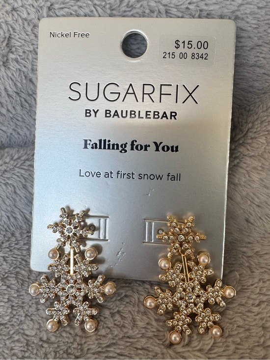 sugarfix Jewelry - Sugarfix Womens Falling for You Snowflake Earrings